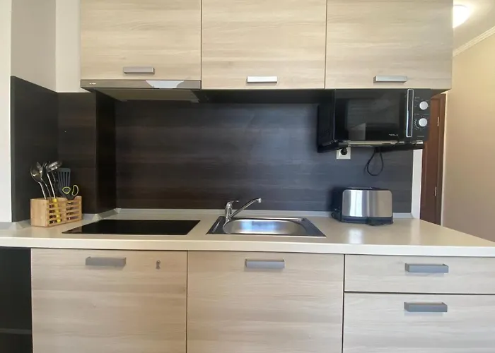 Summer Breеze 204 Private Sunny